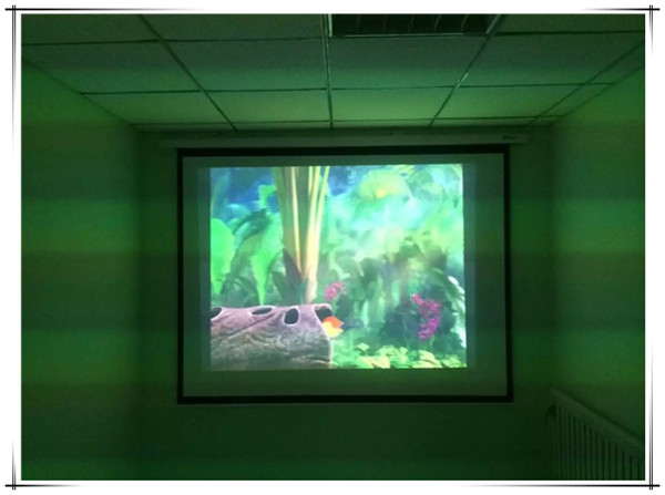 易視界望海小學(xué)店室內(nèi)