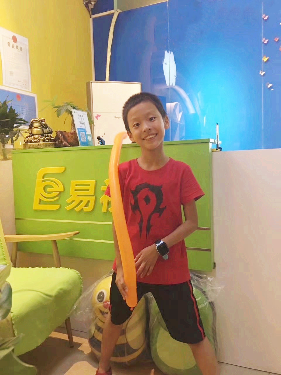 關(guān)愛兒童的視力健康 易視界人一直在行動(dòng)