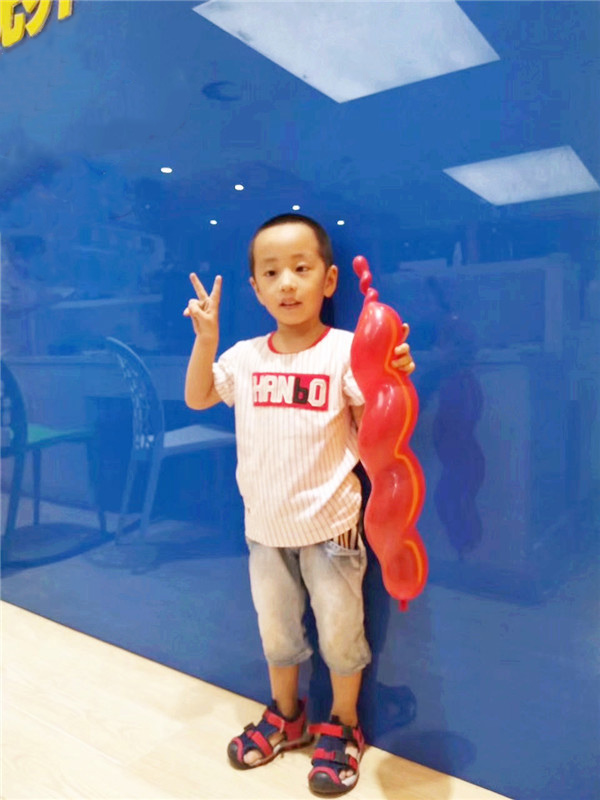 關愛孩子視力健康 易視界人一直在行動