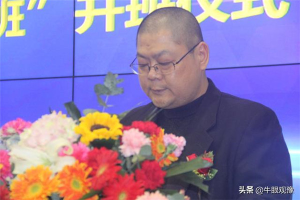 產(chǎn)教融合再結(jié)碩果 經(jīng)貿(mào)?易視界“訂單班”開班