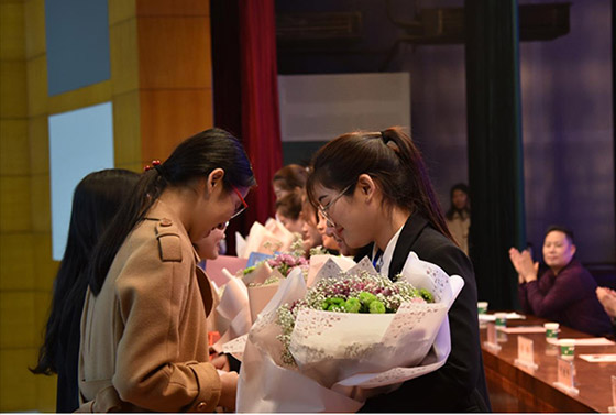 河南經(jīng)貿(mào)職業(yè)學(xué)院:“私人訂制式”創(chuàng)新人才供給新模式