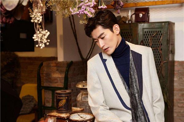 張翰初戀因近視無(wú)視了他的表白，近視了該怎么辦？