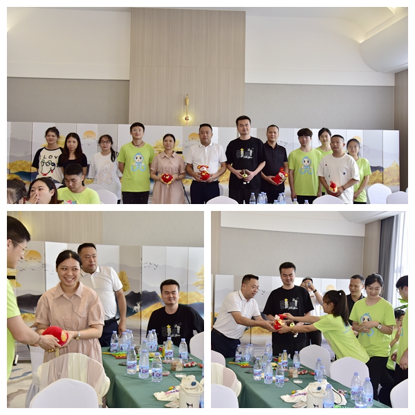 易視界向南陽醫(yī)專的老師贈(zèng)送小禮物