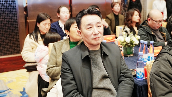 易視界17載感恩如光同行共同守護清晰視界客戶答謝會圖集