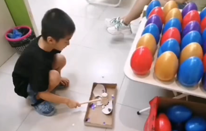 易視界文化店砸金蛋活動火熱進(jìn)行中