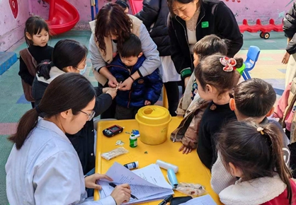 易視界走進(jìn)校園開(kāi)展科學(xué)防控近視活動(dòng)